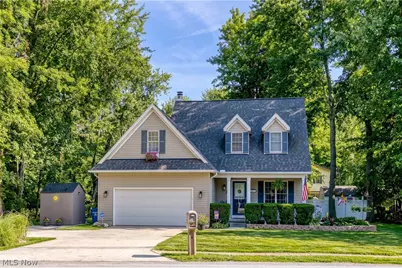 5112 E Lake Road, Sheffield Lake, OH 44054 - Photo 1
