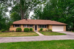 33 Oviatt Dr, Northfield, OH 44067 - Photo 1