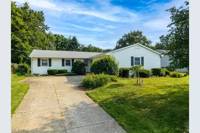 241 Hilltop Drive, Doylestown, OH 44230 - Photo 1