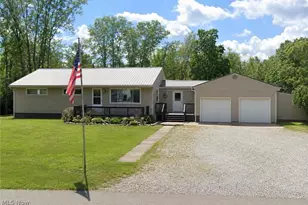 307 Schory Ave SE, Canton, OH 44707 - Photo 1