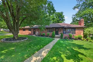 488 Strader Rd, Akron, OH 44305 - Photo 1