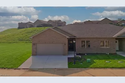 49099 Fairway Dr, East Liverpool, OH 43920 - Photo 1