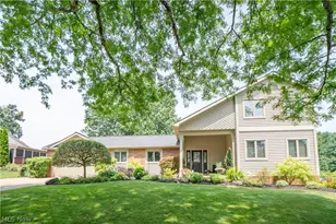 6215 Bayside St NW, Canton, OH 44718 - Photo 1