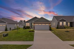 998 Sunrise Wy, Akron, OH 44312 - Photo 1