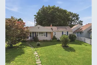 1539 Parkway Boulevard, Alliance, OH 44601 - Photo 1