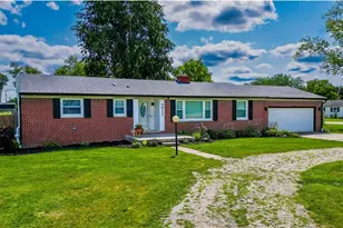 211 Fairview Ave, Baltimore, OH 43105 - Photo 1