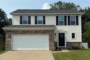 859 Arbor Trails Dr, Macedonia, OH 44056 - Photo 1
