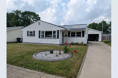 2325 Cathy Drive NE, Canton, OH 44705 - Photo 1