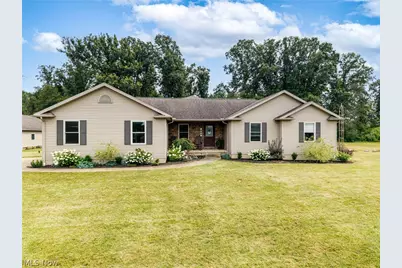 227 E Easton Road, Creston, OH 44217 - Photo 1