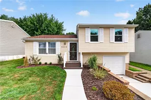 5009 Piccadilly St SW, Canton, OH 44706 - Photo 1
