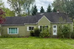 92 W Ingleside Dr, Akron, OH 44319 - Photo 1