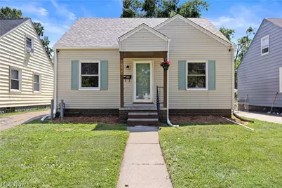 3162 Lincoln Street, Lorain, OH 44052 - Photo 1