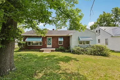 901 S Belle Vista Avenue, Youngstown, OH 44509 - Photo 1