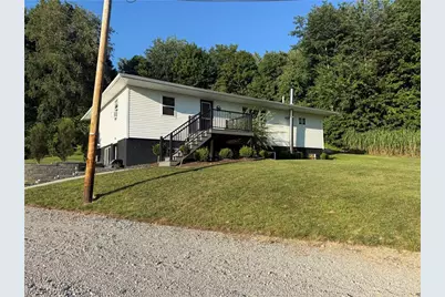 15265 Elton Street SW, Navarre, OH 44662 - Photo 1