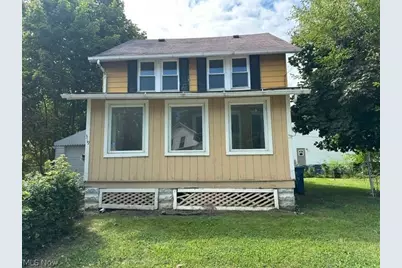 319 W 18th Street, Lorain, OH 44052 - Photo 1