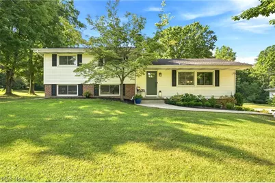 18082 Kenston Lake Drive, Chagrin Falls, OH 44023 - Photo 1