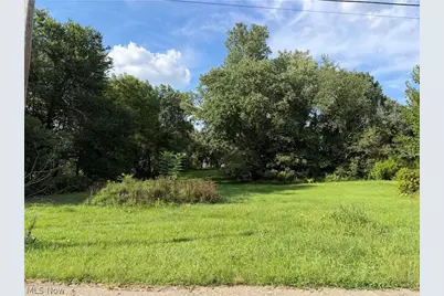 6th Street SE, Canton, OH 44707 - Photo 1