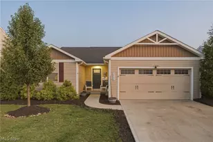 2664 Himelrigh Blvd, Barberton, OH 44203 - Photo 1