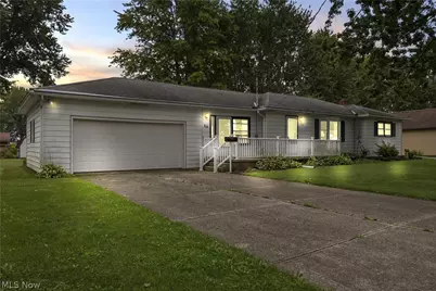 814 S Logan Street, Elyria, OH 44035 - Photo 1
