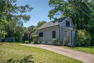 2892 Hayne Rd, Akron, OH 44312 - Photo 1
