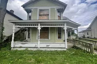 719 S 9th St, Cambridge, OH 43725 - Photo 1