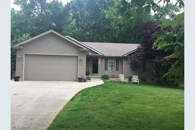 732 Silvercrest Road, Wadsworth, OH 44281 - Photo 1