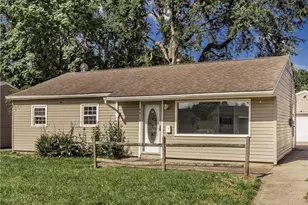 2215 Willowrow Ave NE, Canton, OH 44705 - Photo 1