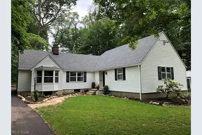 2858 Lakeland Parkway, Silver Lake, OH 44224 - Photo 1