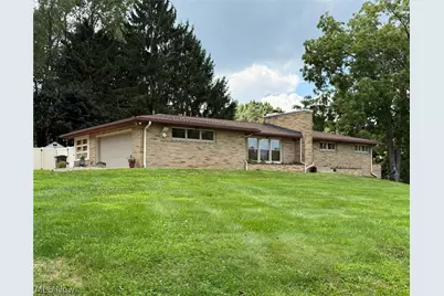 4825 Gardendale Avenue NE, Canton, OH 44714 - Photo 1
