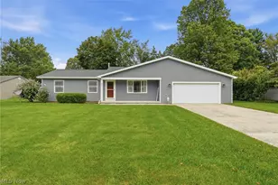 254 Thomas Ave, Munroe Falls, OH 44262 - Photo 1