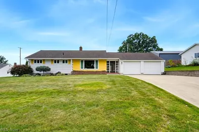 155 W Schultz Avenue, Dalton, OH 44618 - Photo 1