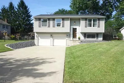 951 Brookpoint Drive, Medina, OH 44256 - Photo 1