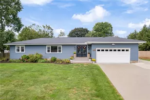 2248 Portage Line Rd, Uniontown, OH 44685 - Photo 1