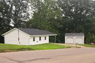 1225 Greenhouse Rd, Zanesville, OH 43701 - Photo 1