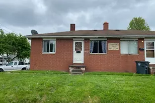 990 Bellevue Ave, Akron, OH 44320 - Photo 1