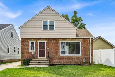 6911 Farnsworth Drive, Parma, OH 44129 - Photo 1