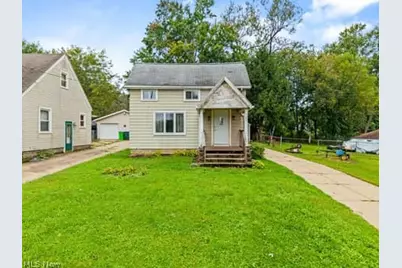 82 Henigan Avenue, Barberton, OH 44203 - Photo 1