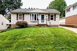414 E Paige Ave, Barberton, OH 44203 - Photo 1