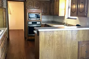 2257 Bolden Rd, Irving, TX 75060 - Photo 5