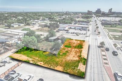 925 Pine Street, Abilene, TX 79601 - Photo 1