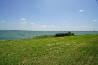 5805 Lake Hubbard Parkway #203, Garland, TX 75043 - Photo 5