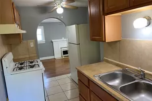 2815 Primrose Ave, Fort Worth, TX 76111 - Photo 3