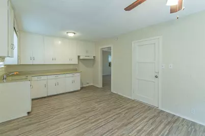 1006 Avenue C, Duncanville, TX 75137 - Photo 5