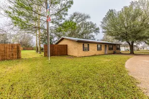 805 N Fullerton Avenue, Dawson, TX 76639 - Photo 5