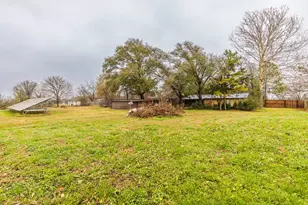 805 N Fullerton Avenue, Dawson, TX 76639 - Photo 33