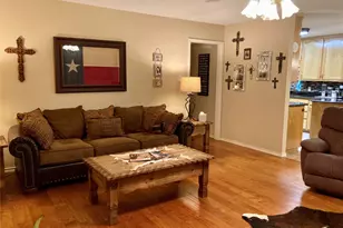 349 Horseshoe Dr, Springtown, TX 76082 - Photo 7
