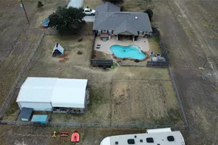 349 Horseshoe Dr, Springtown, TX 76082 - Photo 17