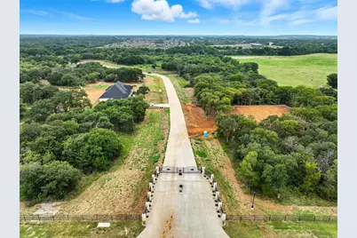 1649 Private Access 60200, Burleson, TX 76028 - Photo 17