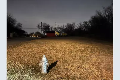 5236 Farnsworth Avenue, Fort Worth, TX 76107 - Photo 3