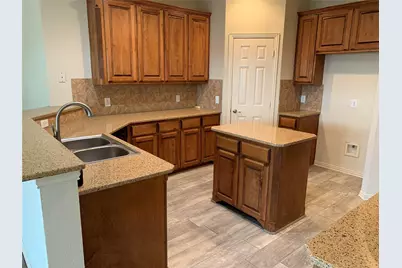 11711 Corsicana Drive, Frisco, TX 75035 - Photo 7